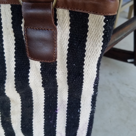 CrossTree Lane Bag - Picture 6 of 9